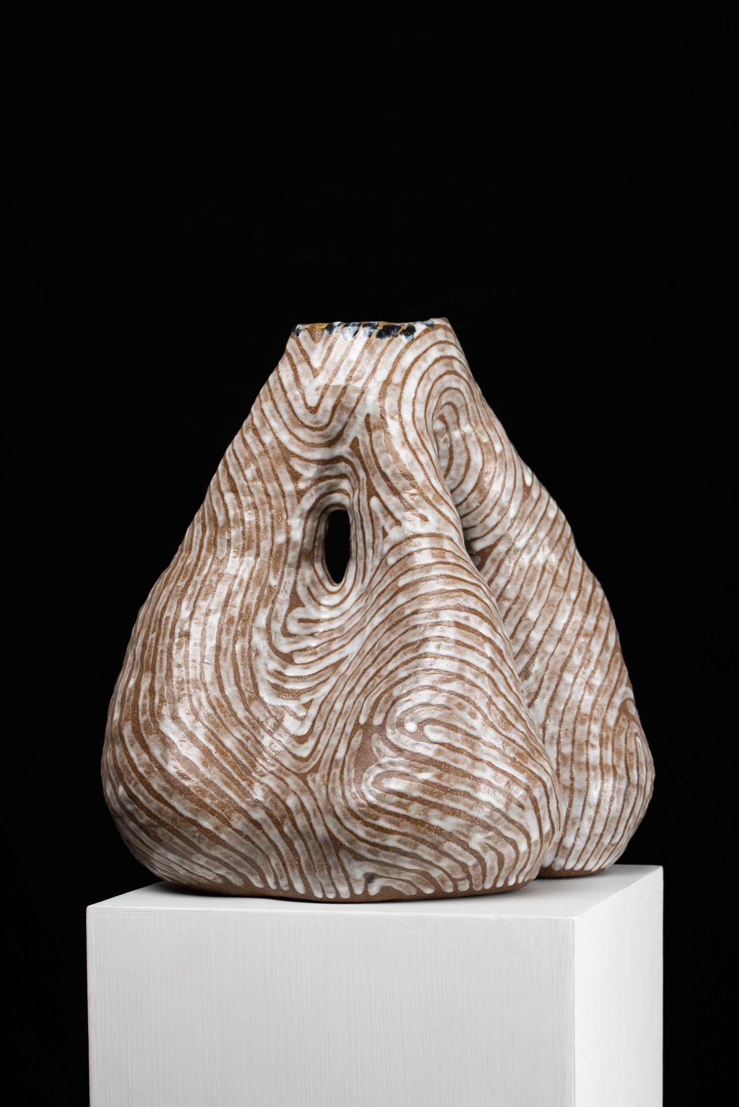 Vessel No. 3 by Victoria Zhuk